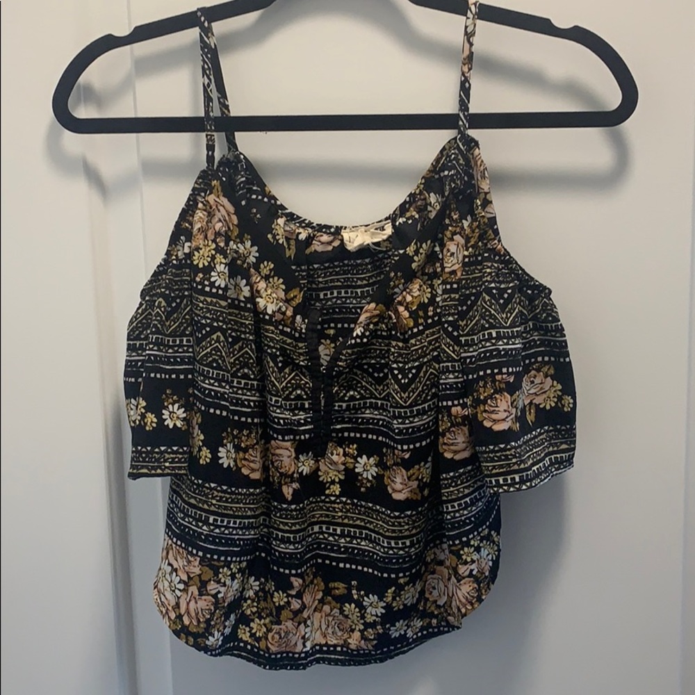 Tank Top/Off the shoulder blouse